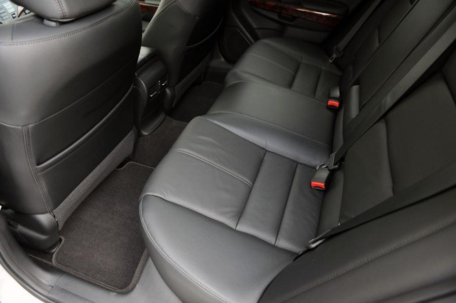  Honda Accord Crosstour 2010 года  (фото 32 из 260)